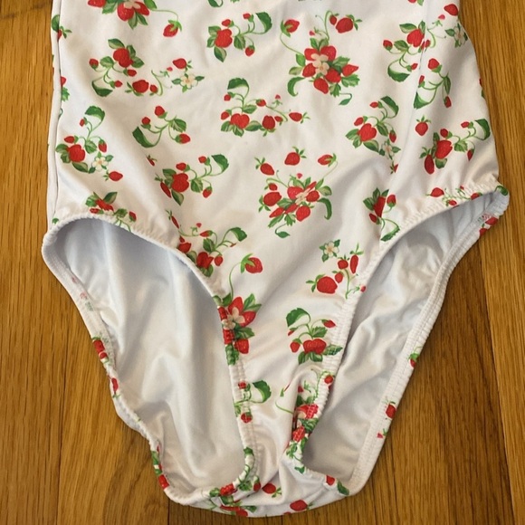 PQ Swim Girls White Ruffled One Piece Swimsuit With Strawberry Print Size 12 - Picture 3 of 7